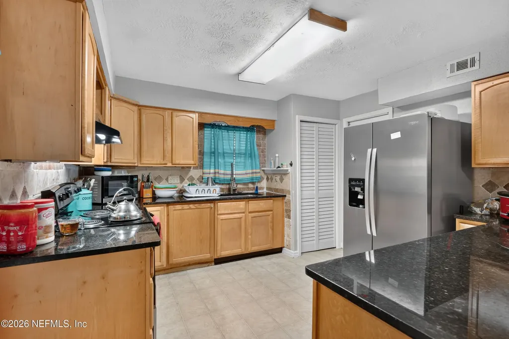 6191 Hill View Court Jacksonville FL 32244