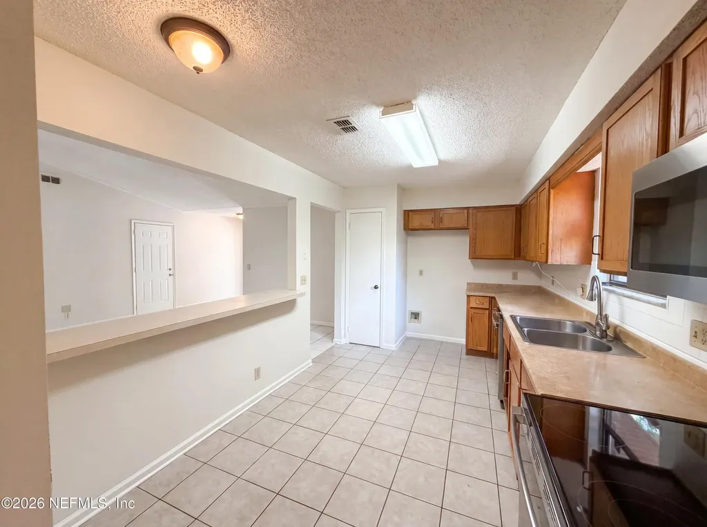 7953 Gulf Road S Jacksonville FL 32244