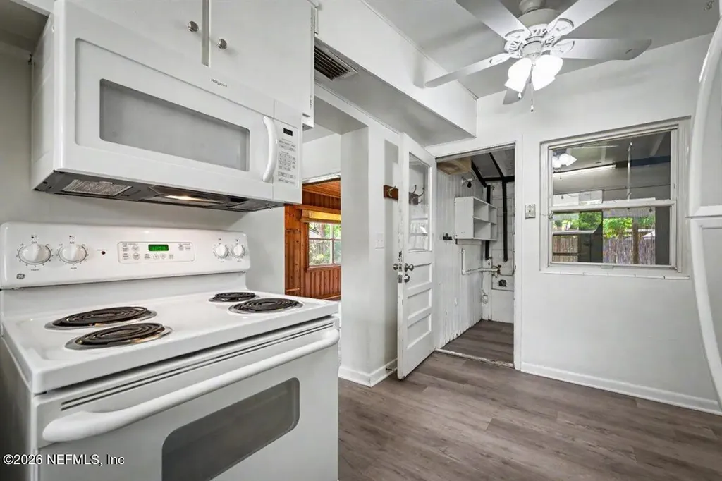 6216 Suwanee Road Jacksonville FL 32217