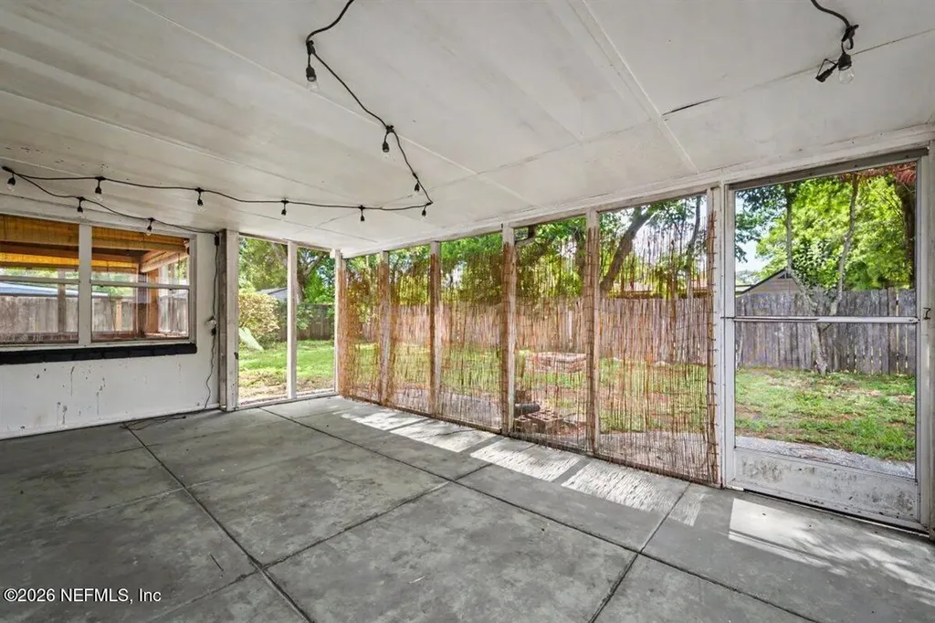 6216 Suwanee Road Jacksonville FL 32217