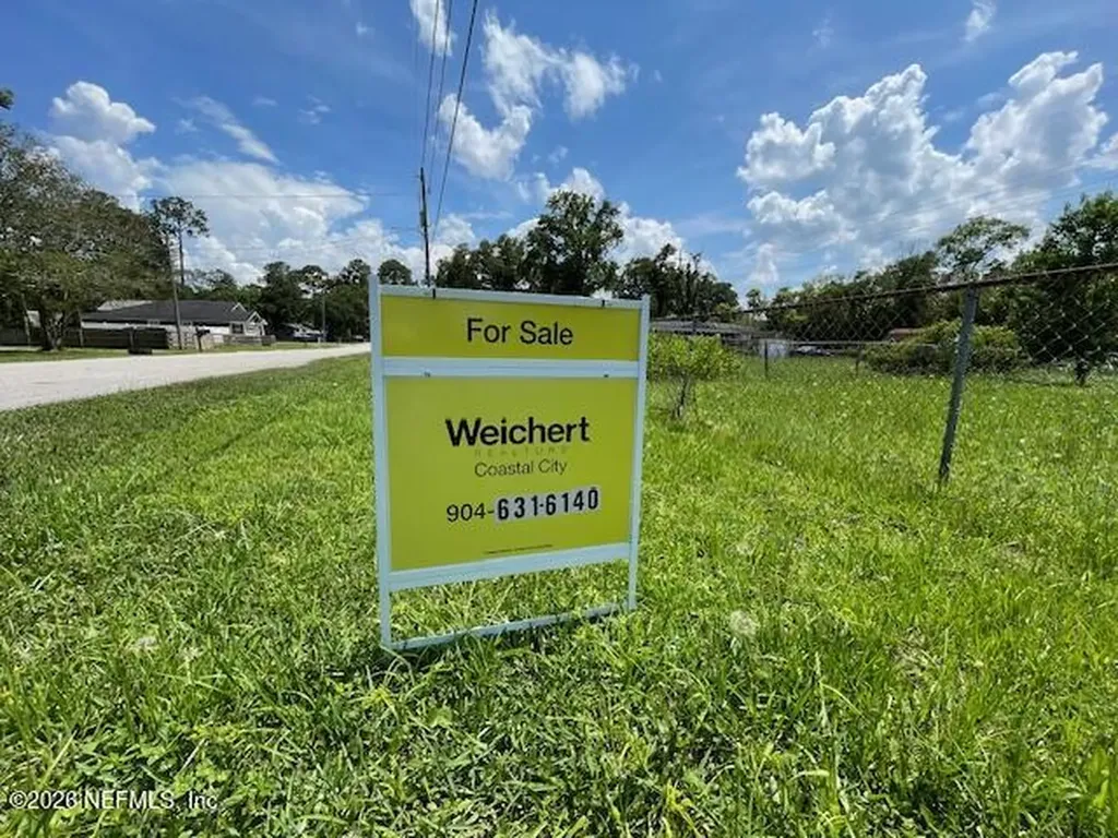2024 Glen Gardner Drive Jacksonville FL 32246