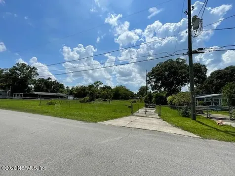 2024 Glen Gardner Drive Jacksonville FL 32246