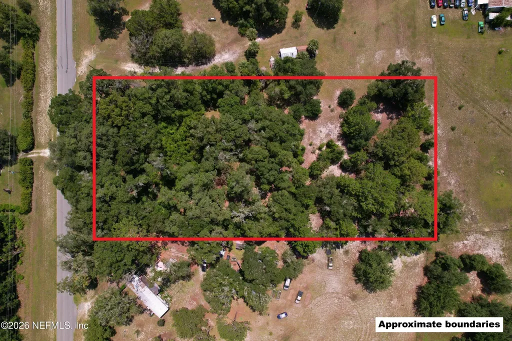 112 St Johns Avenue Satsuma FL 32189
