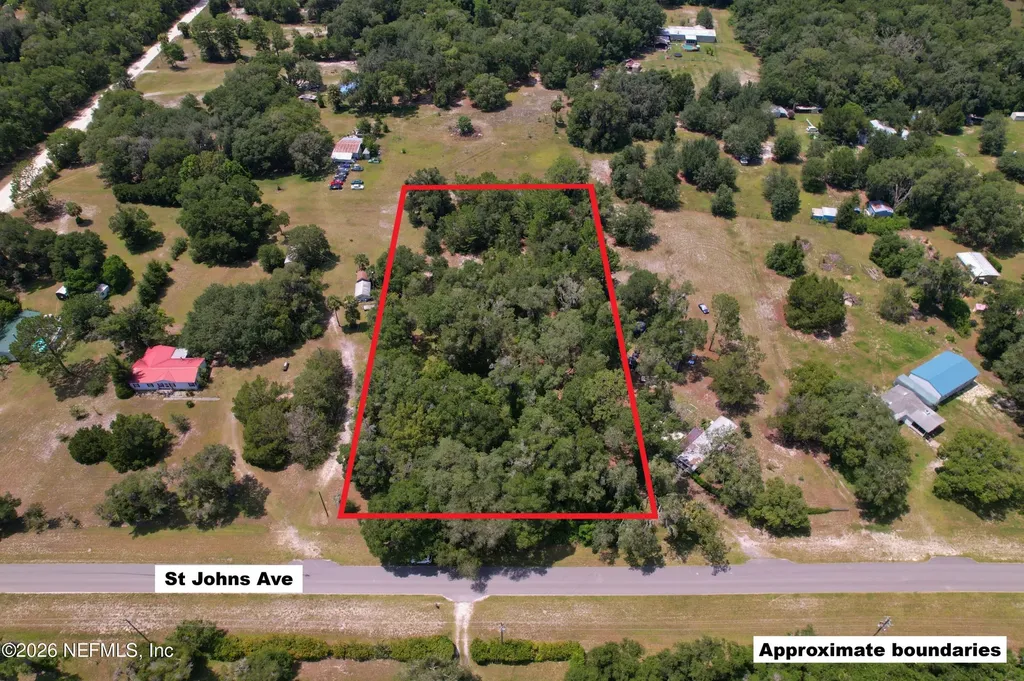 112 St Johns Avenue Satsuma FL 32189