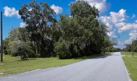 112 St Johns Avenue Satsuma FL 32189