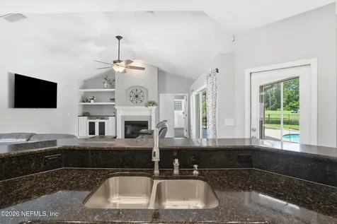 4621 W Seneca Drive St. Johns FL 32259