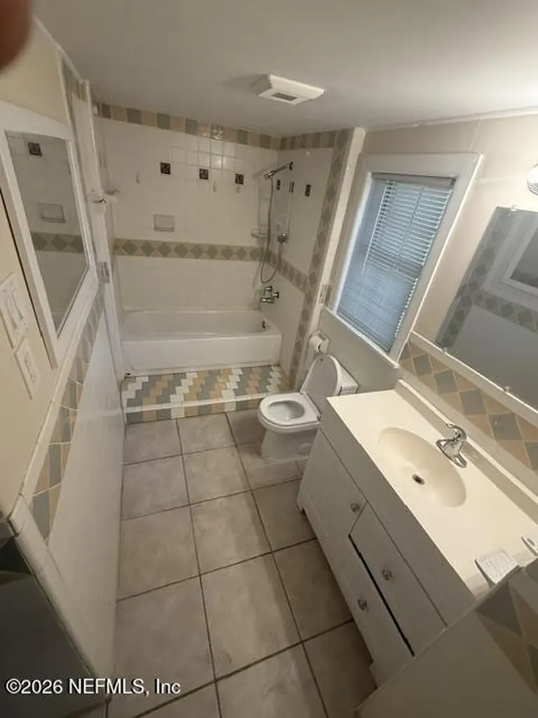 7635 Free Avenue Jacksonville FL 32211