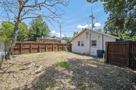3754 St Augustine Road Jacksonville FL 32207