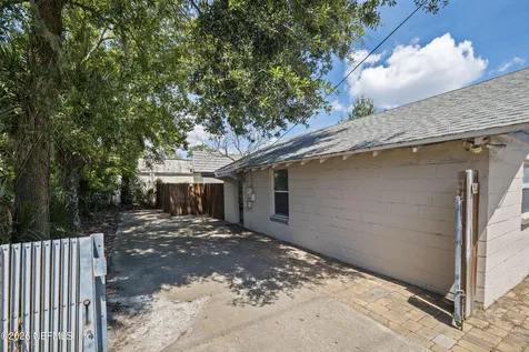 3754 St Augustine Road Jacksonville FL 32207