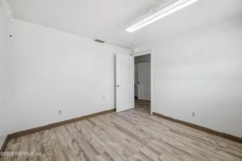 3754 St Augustine Road Jacksonville FL 32207
