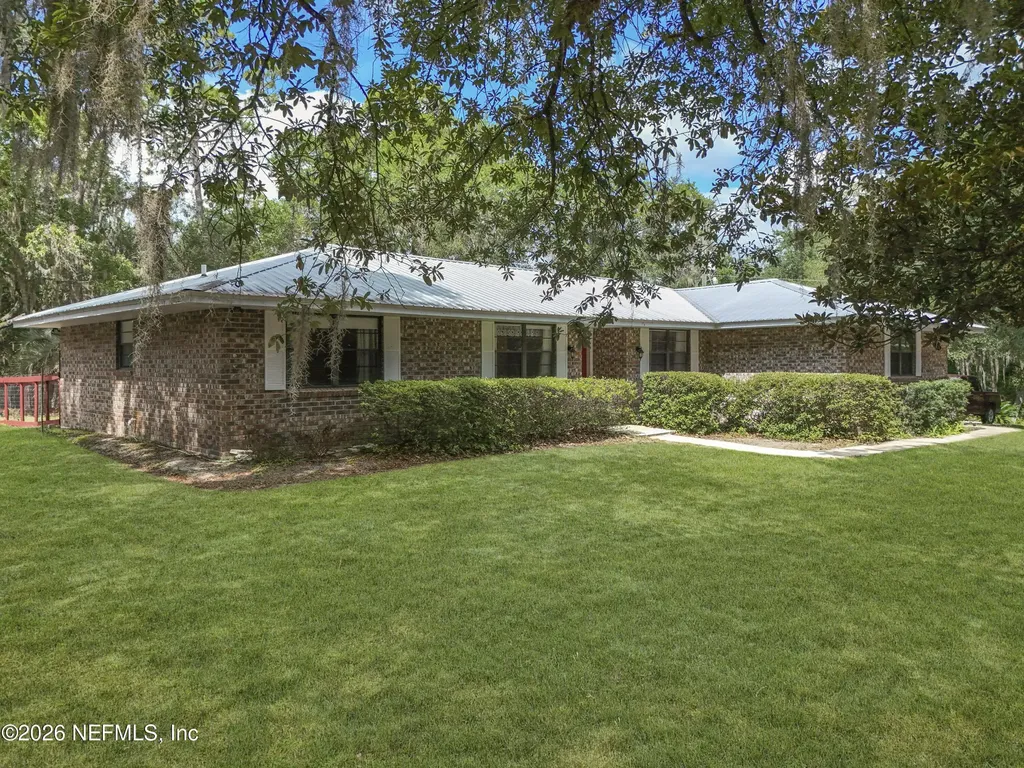 137 Tallow Road Pomona Park FL 32181