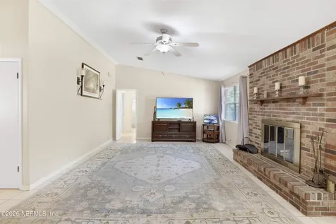 137 Tallow Road Pomona Park FL 32181