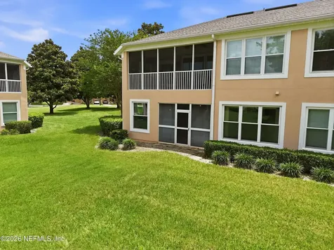 11852 Surfbird Circle Jacksonville FL 32256