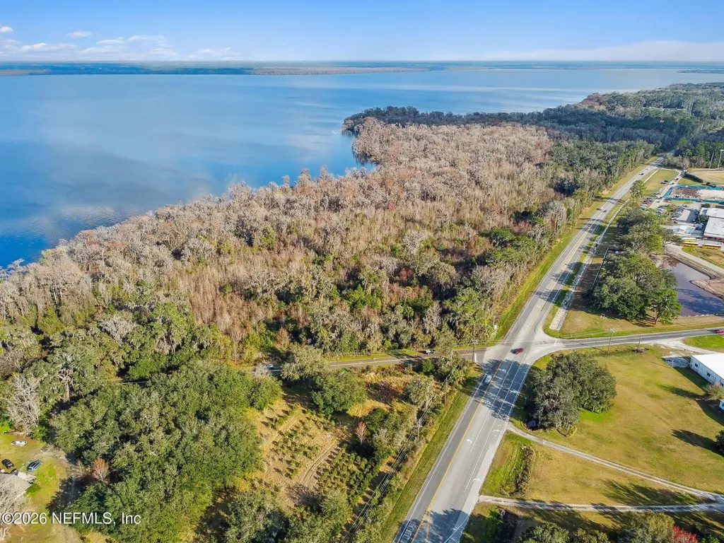 106 Union Avenue Crescent City FL 32112