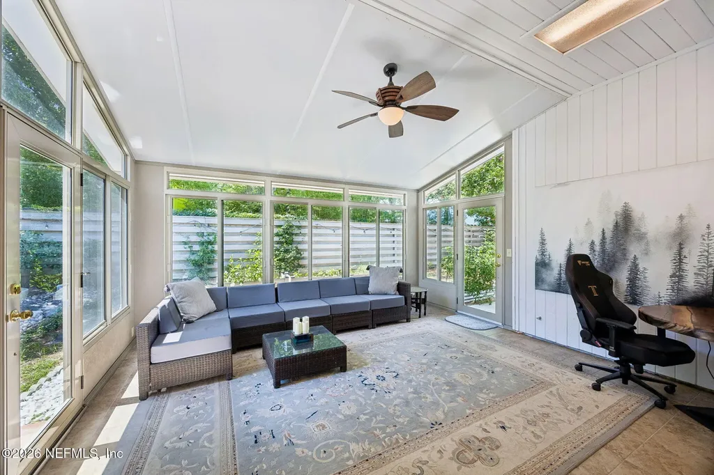 330 Garden Lane Atlantic Beach FL 32233
