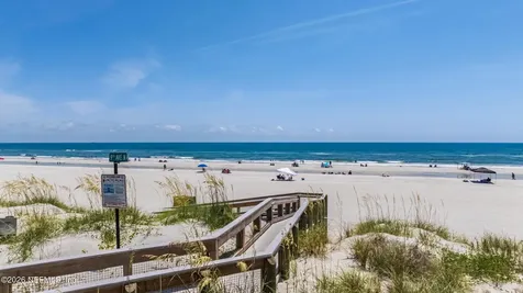 917 1st Street N Jacksonville Beach FL 32250