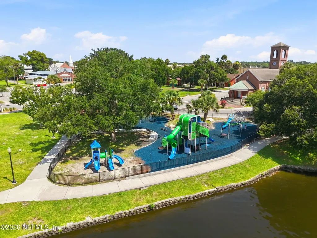 802 S 15th Street Palatka FL 32177
