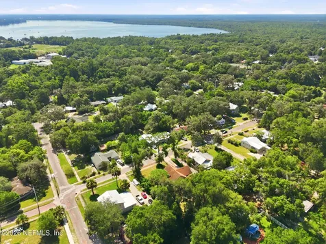 802 S 15th Street Palatka FL 32177