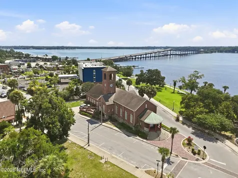 802 S 15th Street Palatka FL 32177