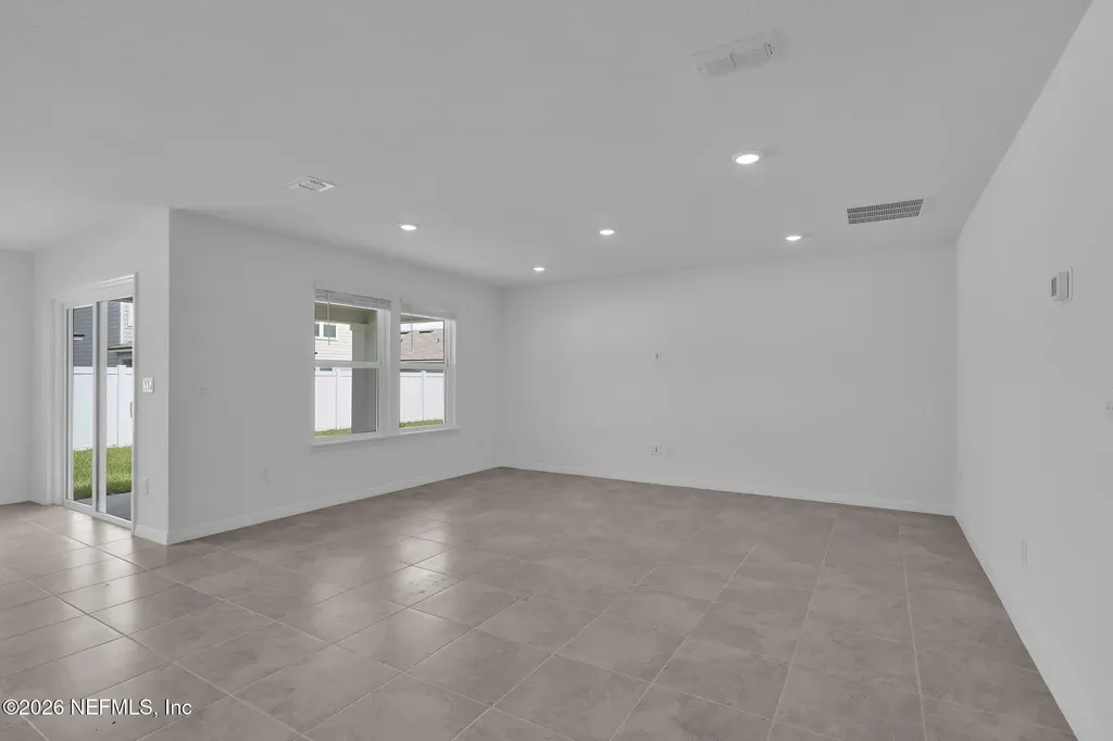 7094 Sandperch Street Jacksonville FL 32244
