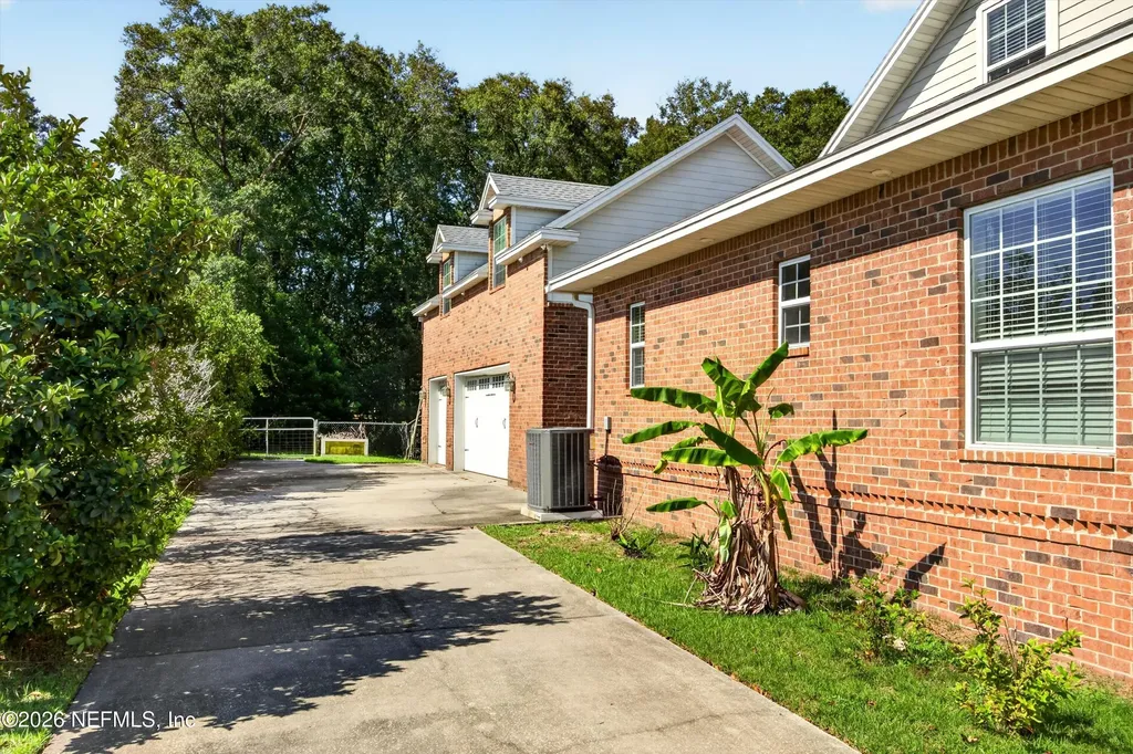 1735 Hagans Ridge Court Green Cove Springs FL 32043