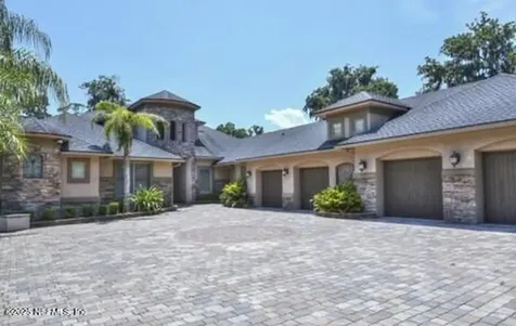 4710 State Road 13 N St. Johns FL 32259