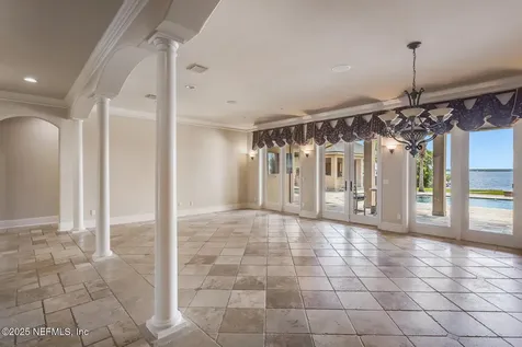 4710 State Road 13 N St. Johns FL 32259