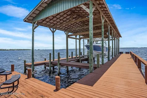 4710 State Road 13 N St. Johns FL 32259