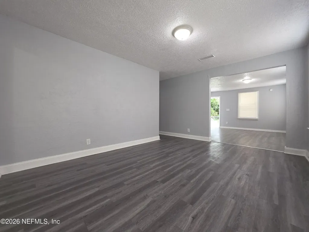 4910 Walcott Avenue Jacksonville FL 32209