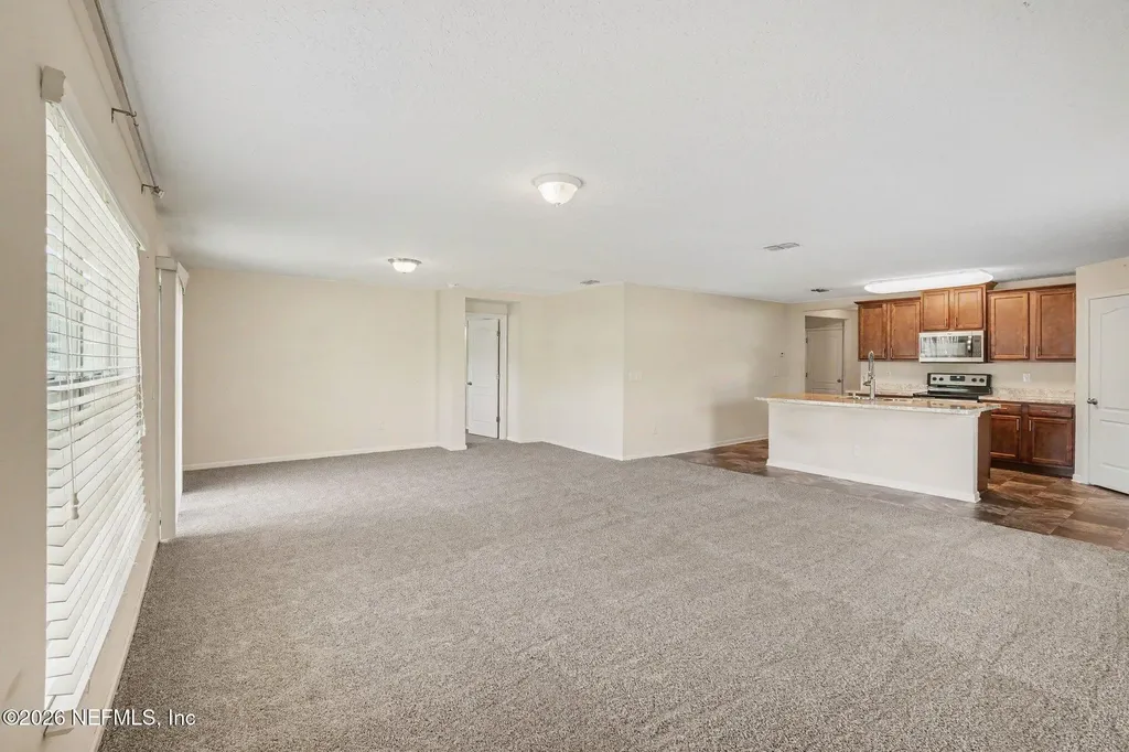 7151 Bedfordshire Lane Jacksonville FL 32219