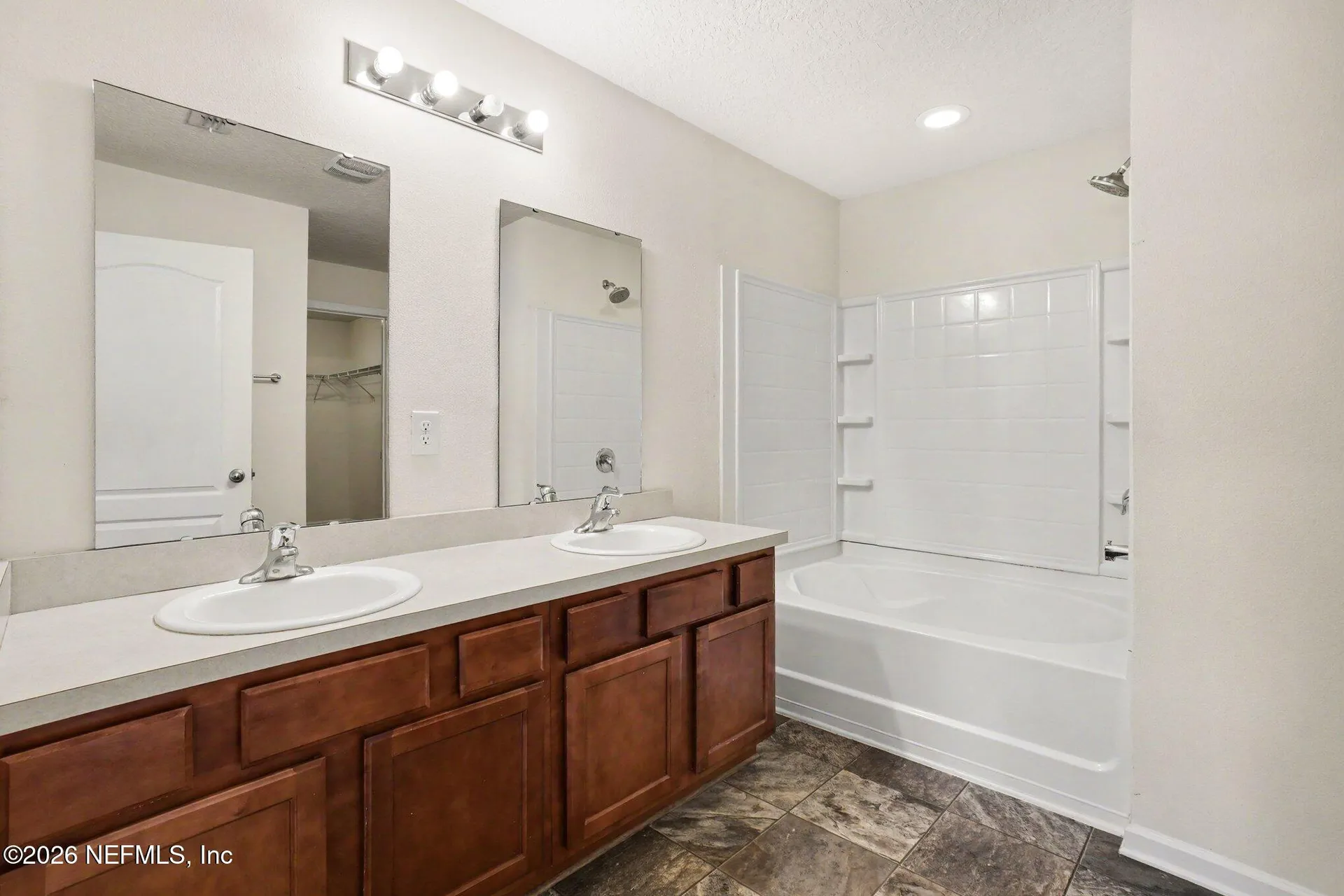 7151 Bedfordshire Lane Jacksonville FL 32219