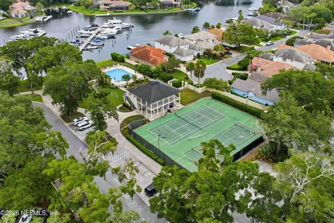401 Blagdon Court Jacksonville FL 32225