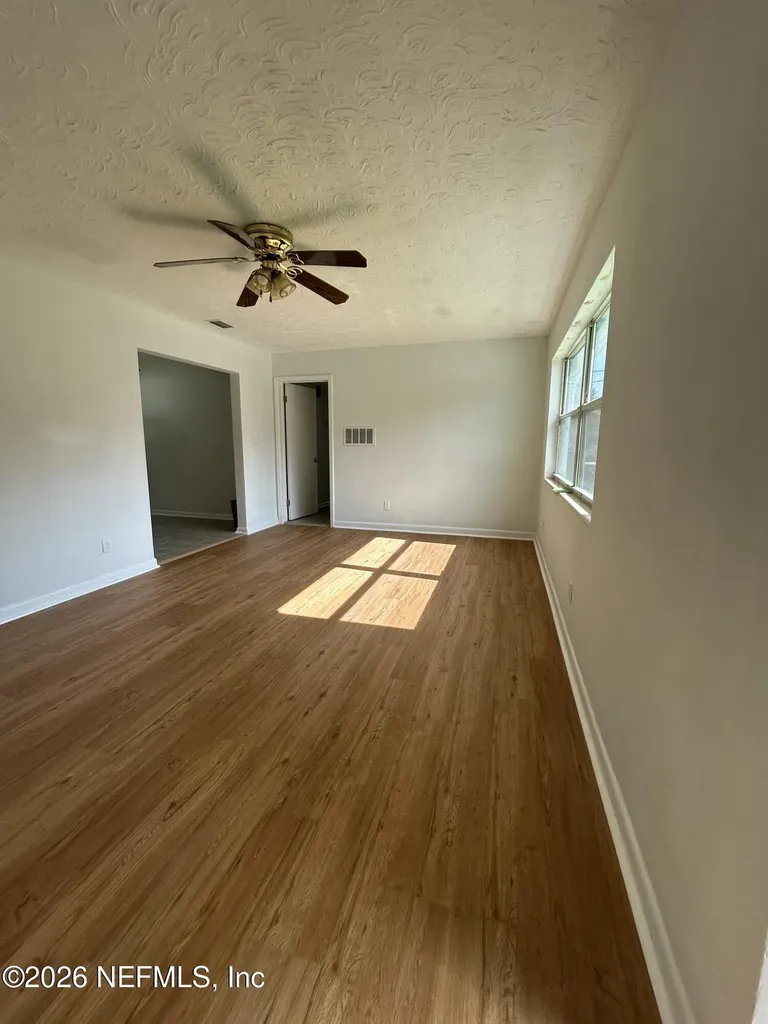 2125 Lou Drive W Jacksonville FL 32216