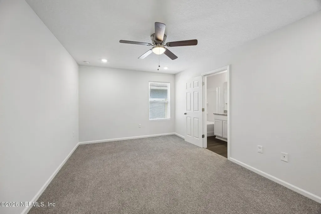 8064 Noroad Jacksonville FL 32210