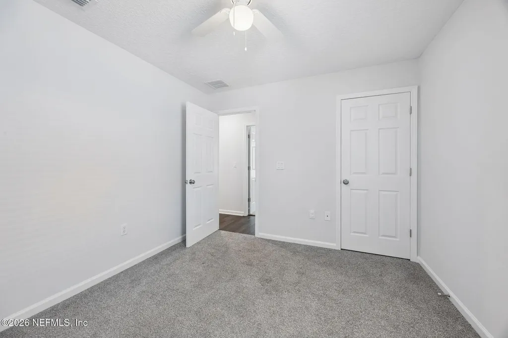 8064 Noroad Jacksonville FL 32210