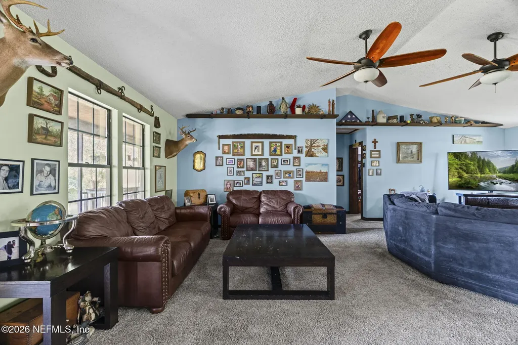 2411 Us Highway 301 Jacksonville FL 32234