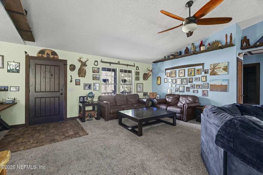 2411 Us Highway 301 Jacksonville FL 32234