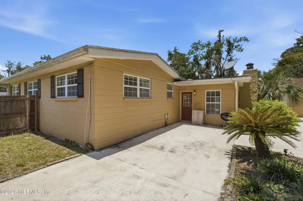 8159 Ladoga Avenue Jacksonville FL 32217