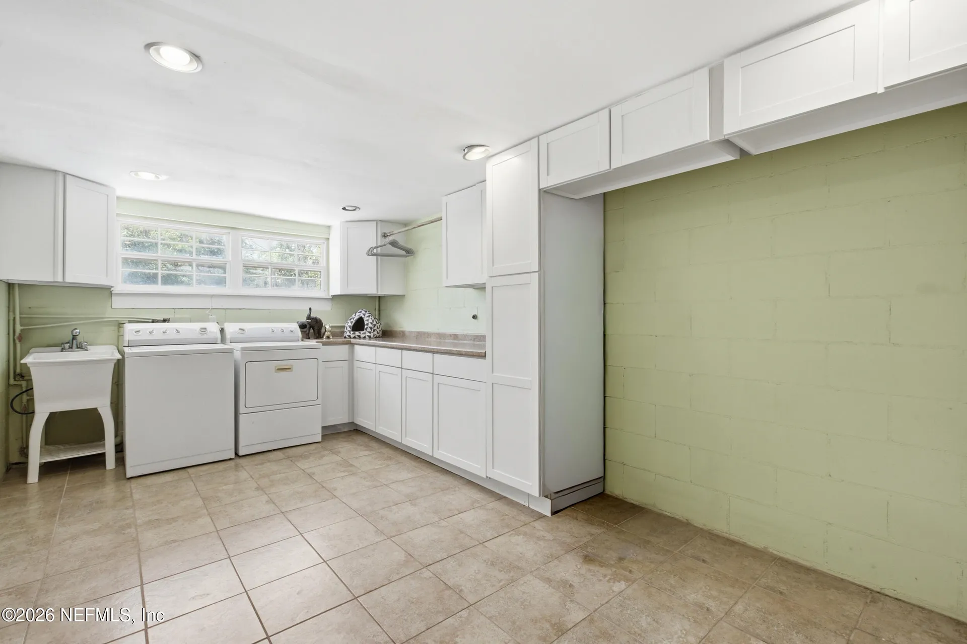 8159 Ladoga Avenue Jacksonville FL 32217