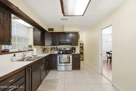 8159 Ladoga Avenue Jacksonville FL 32217
