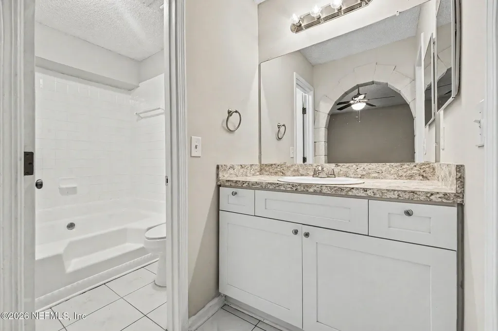 4156 Davie Court Jacksonville FL 32210