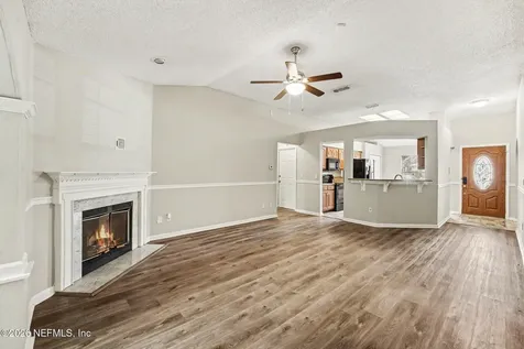 4156 Davie Court Jacksonville FL 32210