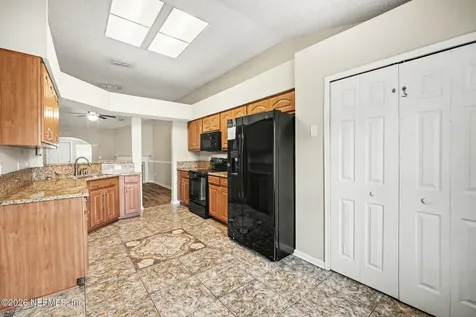 4156 Davie Court Jacksonville FL 32210
