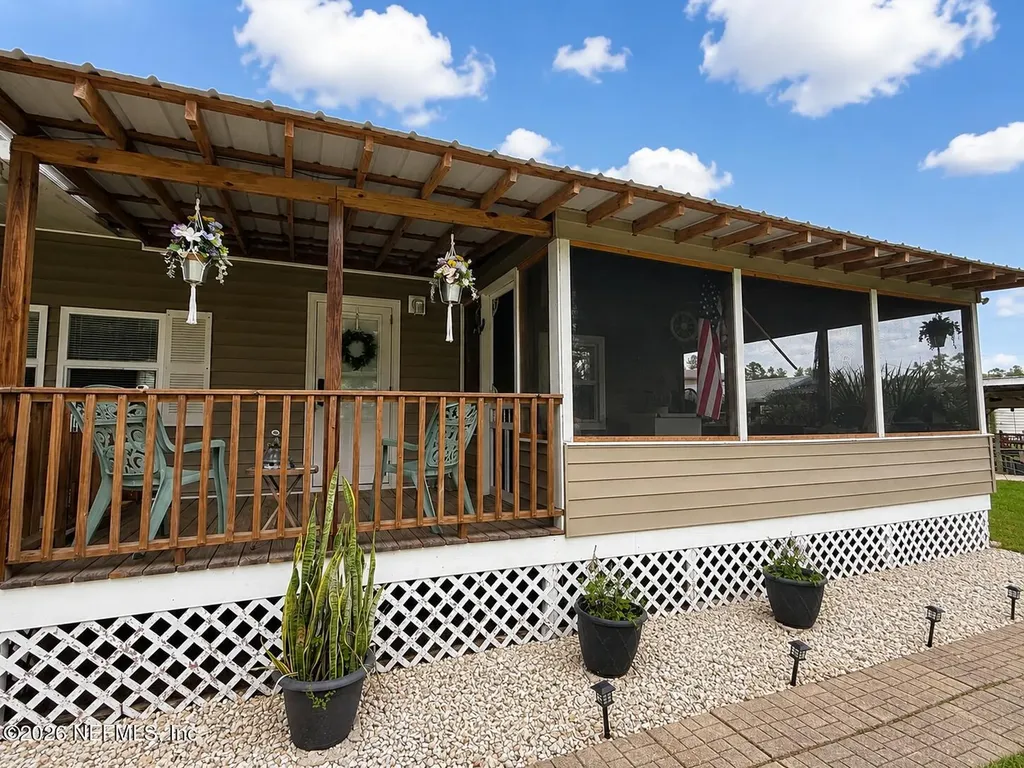 120 Boca Raton Road Satsuma FL 32189