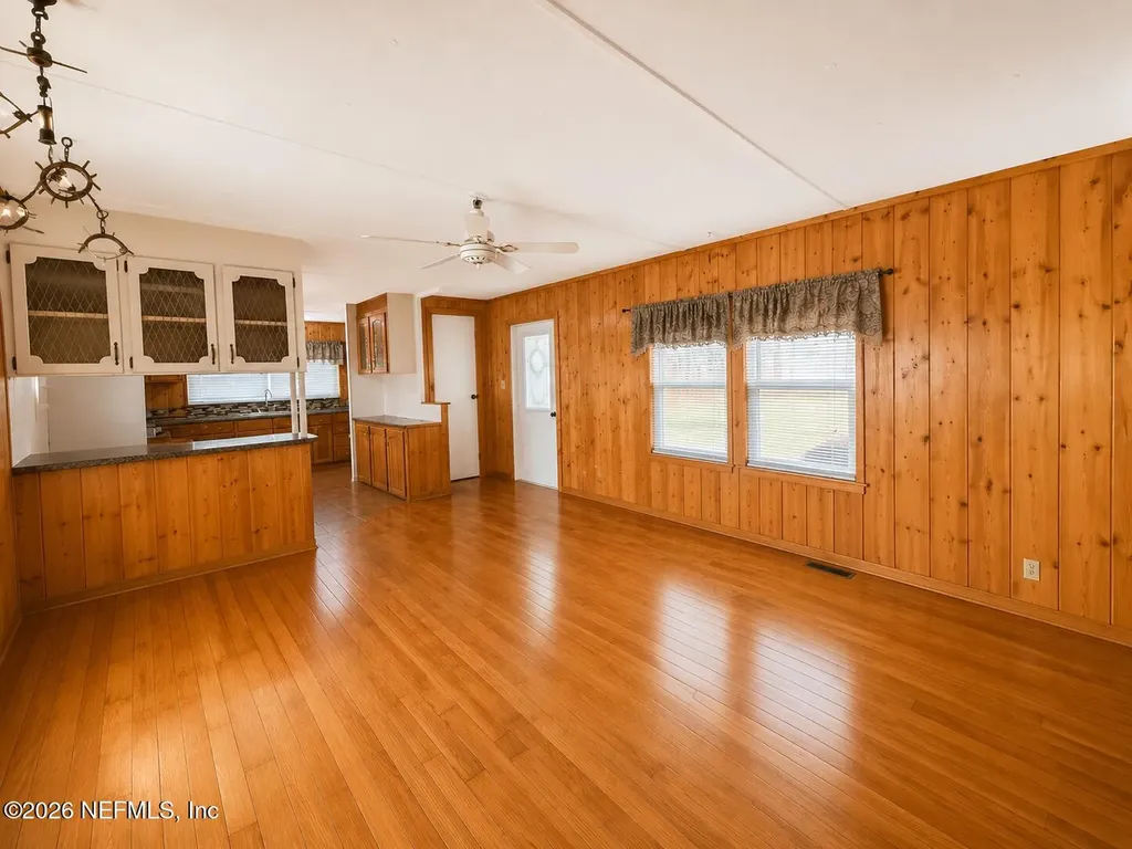120 Boca Raton Road Satsuma FL 32189