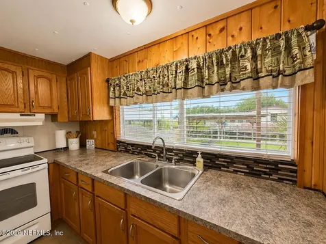 120 Boca Raton Road Satsuma FL 32189