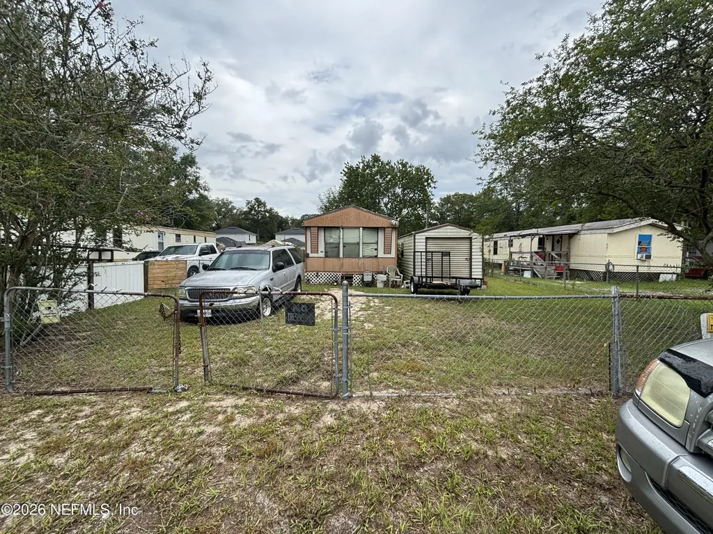 8432 Nussbaum Drive Jacksonville FL 32210