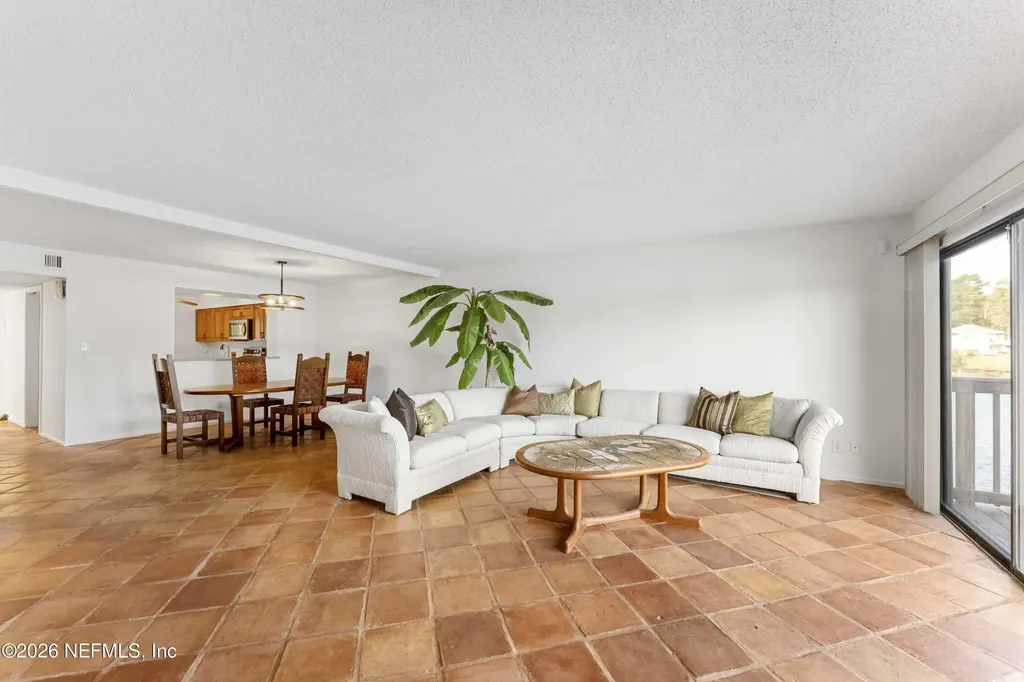 7775 Point Vicente Court Jacksonville FL 32256