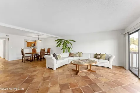 7775 Point Vicente Court Jacksonville FL 32256