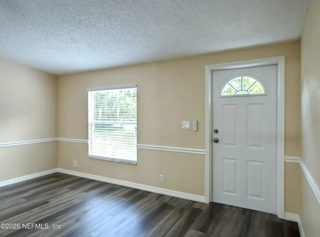 102 Dalton Court Satsuma FL 32189
